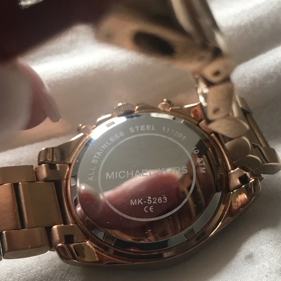 Michael Kors Watch - Picture 3 of 3